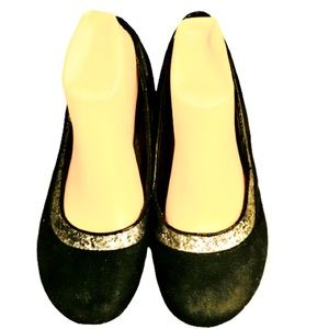 EUC Faux Suede, Black w/Silver Glitter Trim, Ballet Flats!